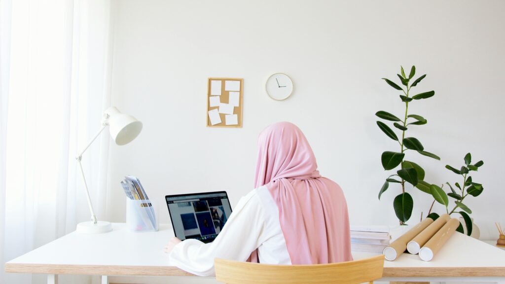 Muslim Woman in Business